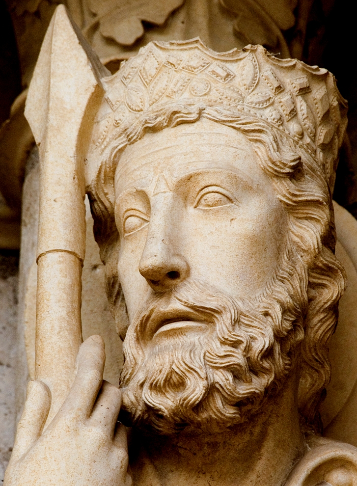 King David from the cathedral of Chartres, a pyramid on his brows